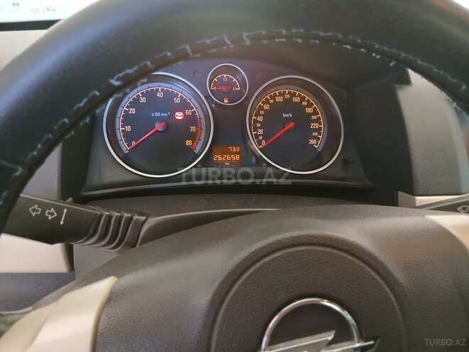 Opel Astra 2008, 263,000 km - 1.4 l - Şəmkir
