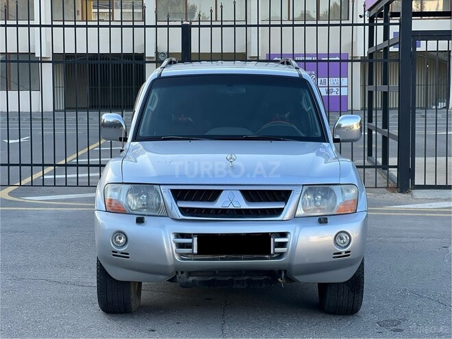 Mitsubishi Pajero 2006, 365,000 km - 3.2 l - Bakı
