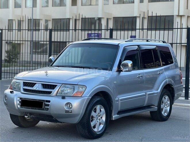 Mitsubishi Pajero 2006, 365,000 km - 3.2 l - Bakı
