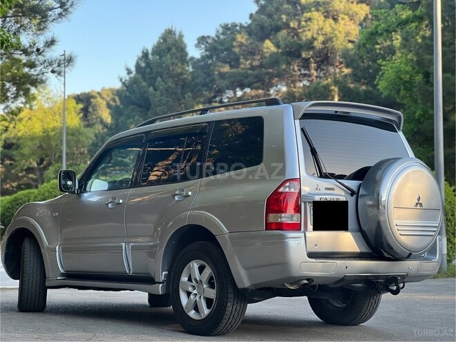 Mitsubishi Pajero 2006, 365,000 km - 3.2 l - Bakı