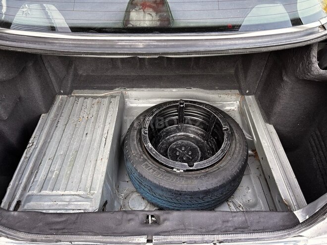 Mercedes E 230 1995, 351,444 km - 2.3 l - Bərdə