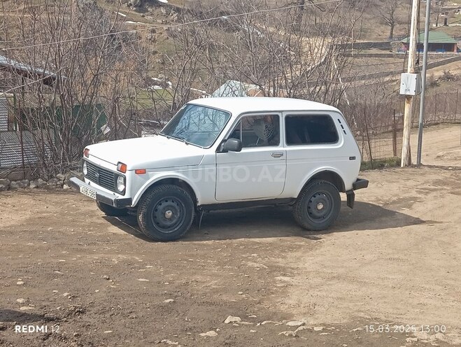 LADA (VAZ) Niva 1988, 80,000 km - 1.6 l - Lerik