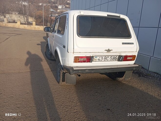 LADA (VAZ) Niva 1988, 80,000 km - 1.6 l - Lerik