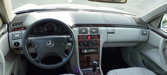 Mercedes E 270 2001, 500,000 km - 2.7 l - Ağcabədi