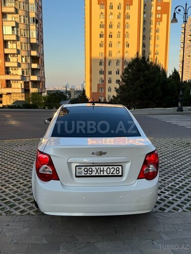 Chevrolet Aveo-9