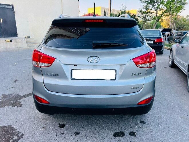 Hyundai ix35 2010, 213,000 km - 2.0 l - Bakı