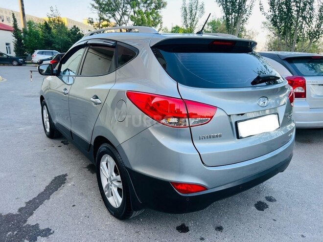 Hyundai ix35 2010, 213,000 km - 2.0 l - Bakı
