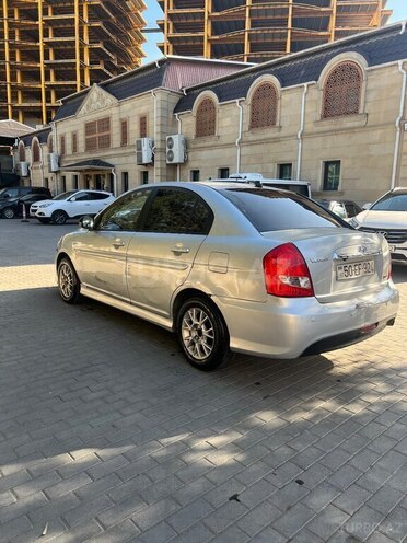 Hyundai Verna 2009, 275,000 km - 1.5 л - Bakı
