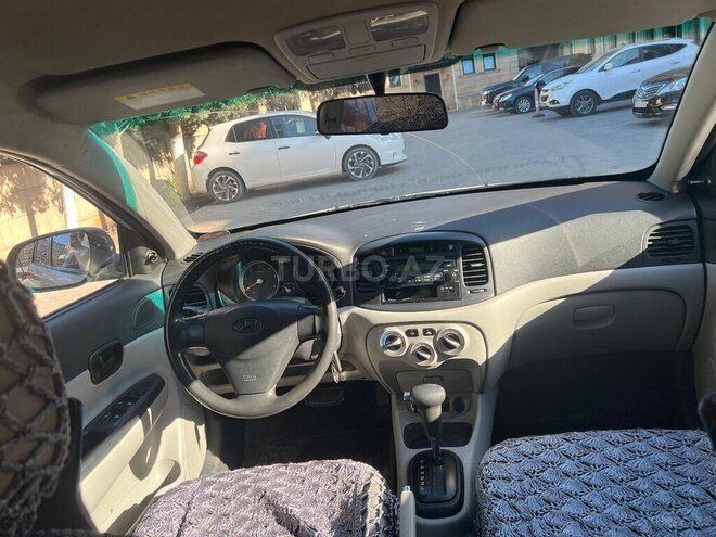 Hyundai Verna 2009, 275,000 km - 1.5 л - Bakı