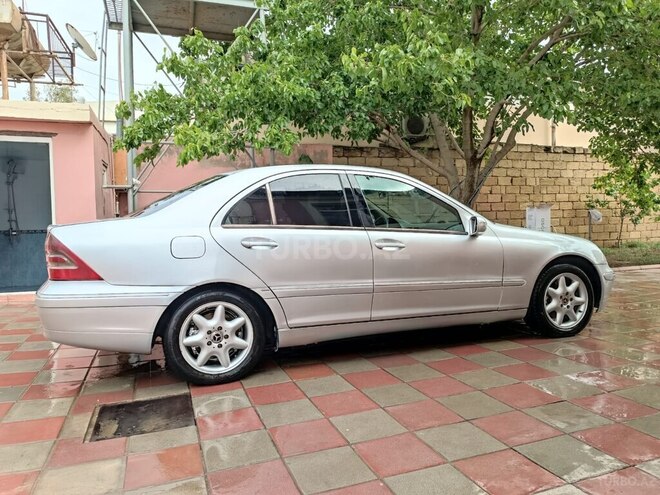 Mercedes C 270 2001, 394,234 km - 2.7 l - Bakı