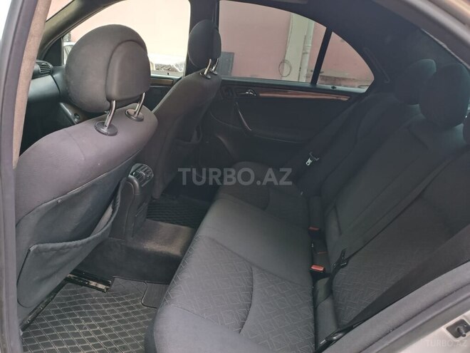 Mercedes C 270 2001, 394,234 km - 2.7 l - Bakı