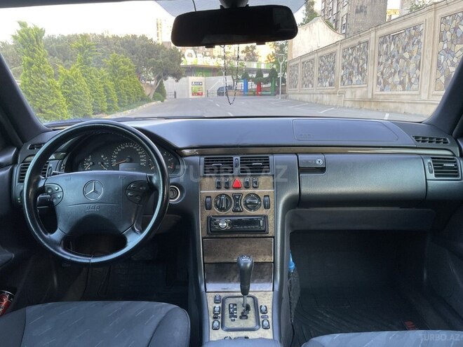 Mercedes E 220 d 2000, 345,612 km - 2.2 l - Bakı