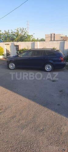 Toyota Avensis 2004, 486,000 km - 2.0 l - Yevlax