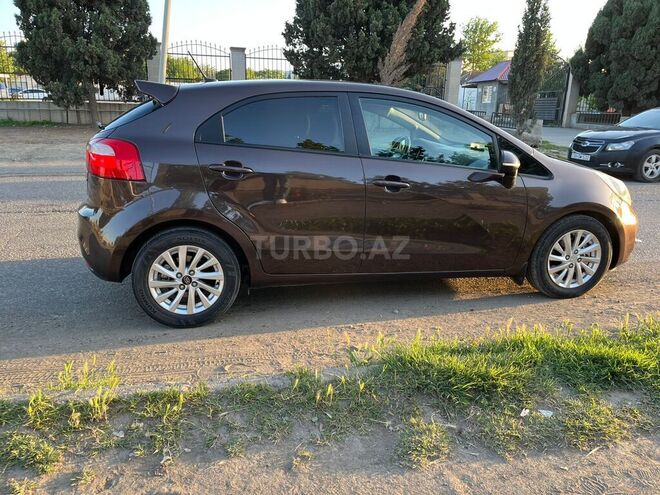 Kia Rio 2012, 330,000 km - 1.4 l - Gəncə