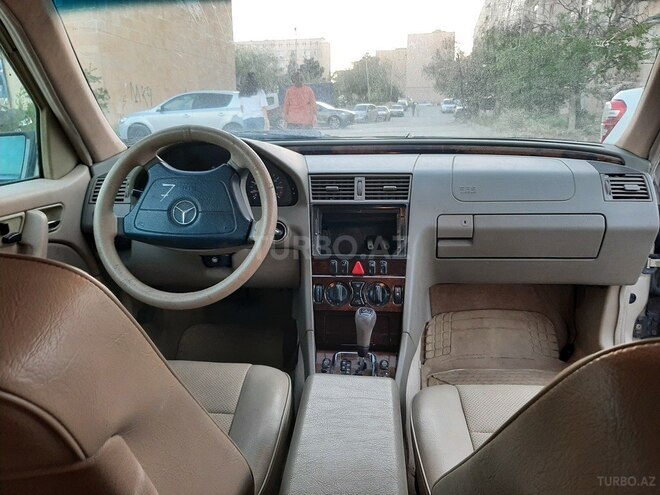 Mercedes C 230 2000, 251,060 km - 2.3 l - Bakı