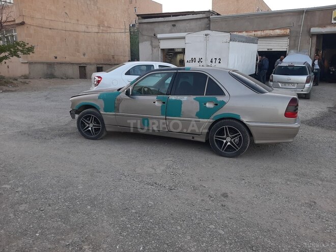 Mercedes C 230 2000, 251,060 km - 2.3 l - Bakı