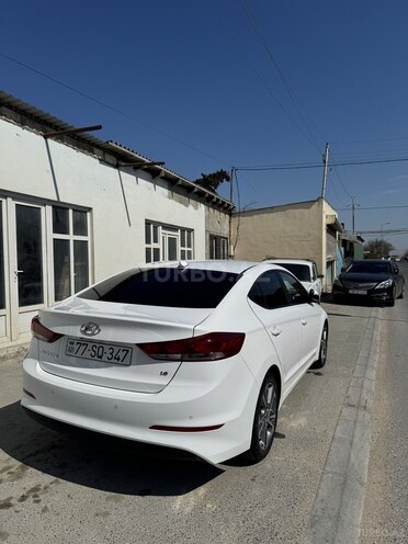 Hyundai Avante 2017, 179,000 km - 1.6 l - Bakı