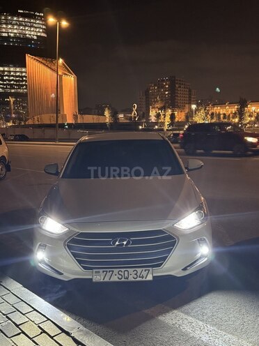 Hyundai Avante 2017, 179,000 km - 1.6 l - Bakı