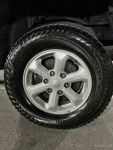Mitsubishi L200 2019, 84,000 km - 2.5 l - Bakı