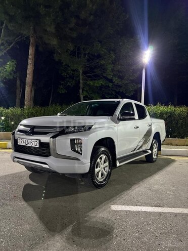 Mitsubishi L200 2019, 84,000 km - 2.5 l - Bakı