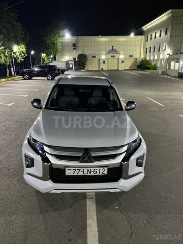 Mitsubishi L200 2019, 84,000 km - 2.5 l - Bakı