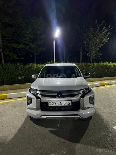 Mitsubishi L200 2019, 84,000 km - 2.5 l - Bakı