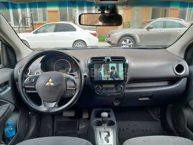 Mitsubishi Attrage 2014, 300,000 km - 1.2 л - Bakı