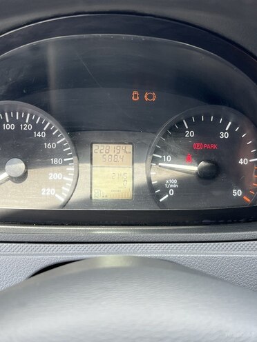 Mercedes Vito 111 2008, 228,000 km - 2.2 l - Bakı