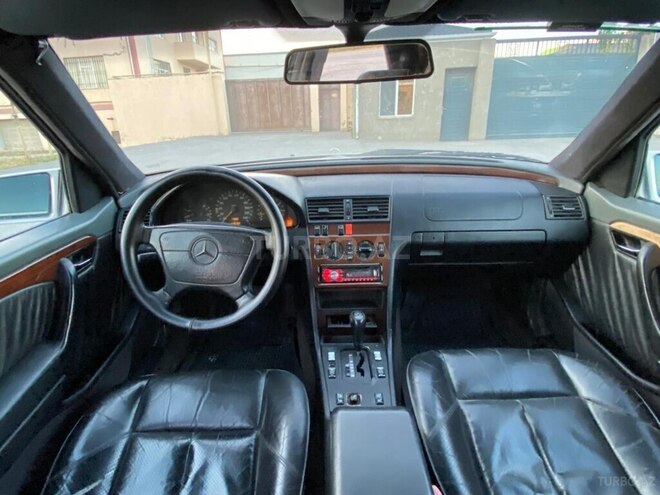 Mercedes C 200 1994, 241,578 km - 2.0 l - Bakı