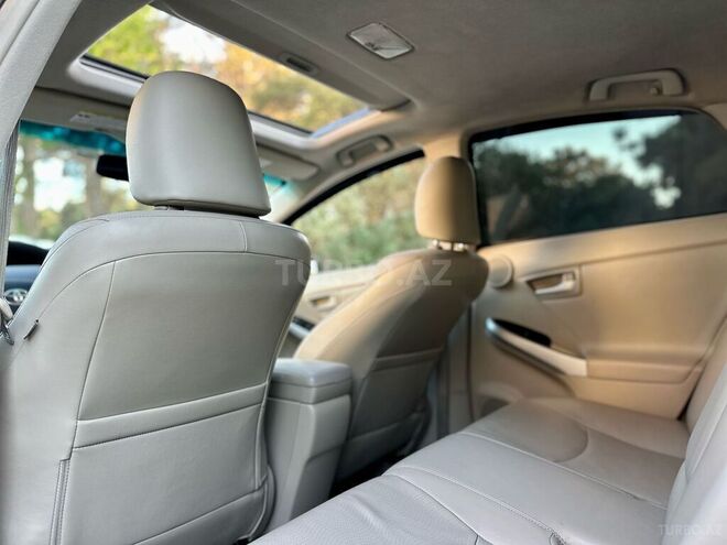 Toyota Prius 2011, 244,620 km - 1.8 l - Sumqayıt