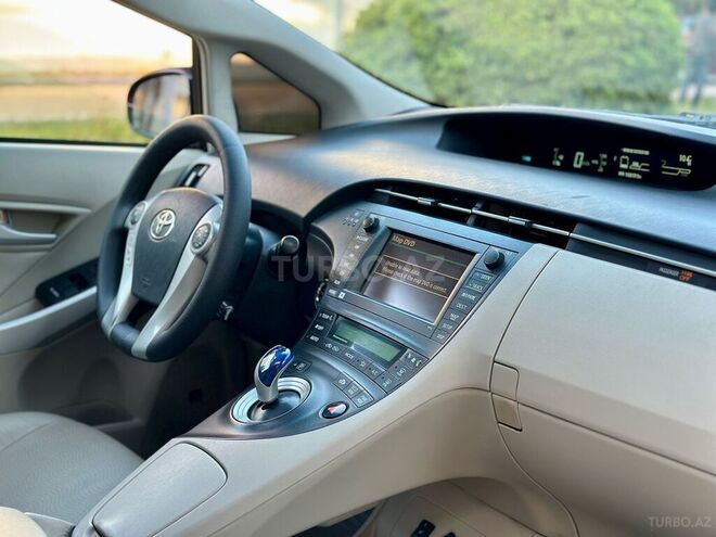 Toyota Prius 2011, 244,620 km - 1.8 l - Sumqayıt