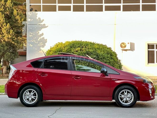 Toyota Prius 2011, 244,620 km - 1.8 l - Sumqayıt