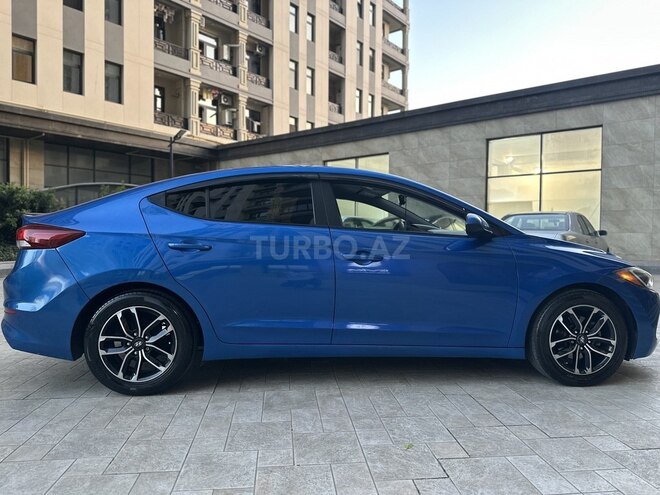 Hyundai Elantra 2017, 151,278 km - 2.0 л - Bakı
