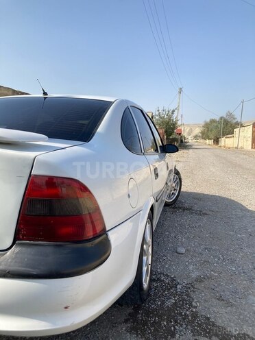 Opel Vectra 1997, 450,000 km - 1.6 l - Bakı