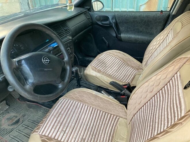 Opel Vectra 1997, 450,000 km - 1.6 l - Bakı