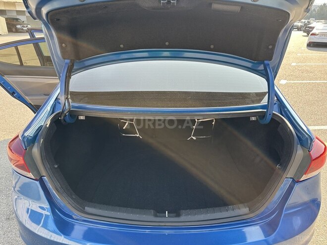 Hyundai Elantra 2017, 151,278 km - 2.0 л - Bakı