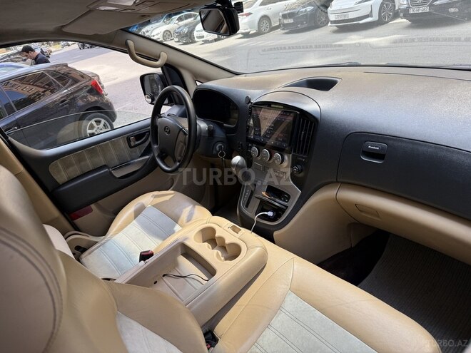 Hyundai H-1 2010, 156,399 km - 2.5 l - Bakı