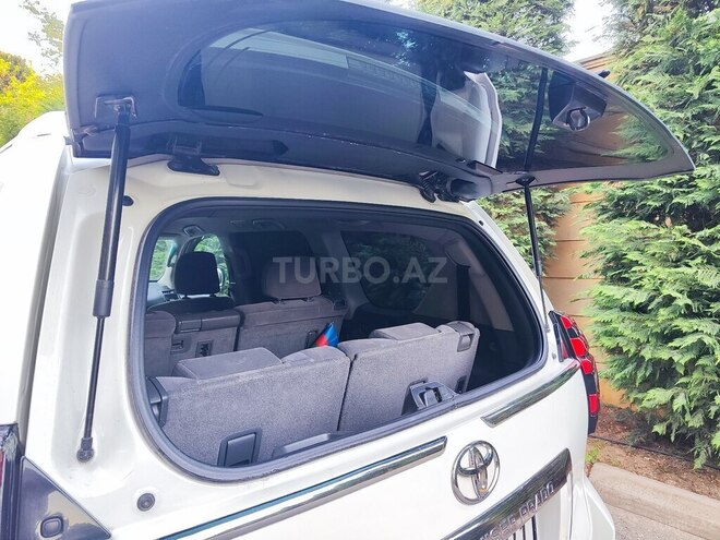 Toyota Land Cruiser Prado 2011, 183,822 km - 2.7 л - Bakı
