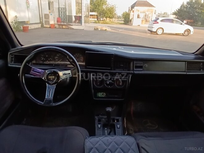 Mercedes 190 1992, 245,000 km - 2.0 l - Bərdə