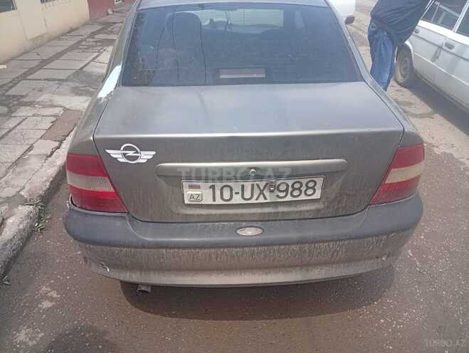 Opel Vectra 1996, 250,000 km - 2.0 l - Bakı