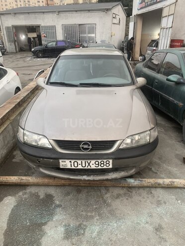 Opel Vectra 1996, 250,000 km - 2.0 l - Bakı