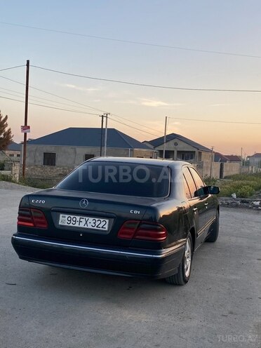 Mercedes E 220 d 1999, 413,217 km - 2.2 l - Bakı