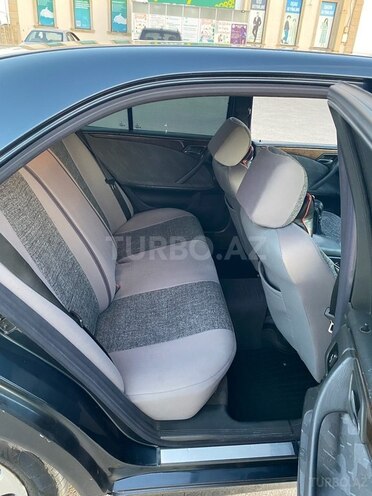 Mercedes E 220 d 1999, 413,217 km - 2.2 l - Bakı