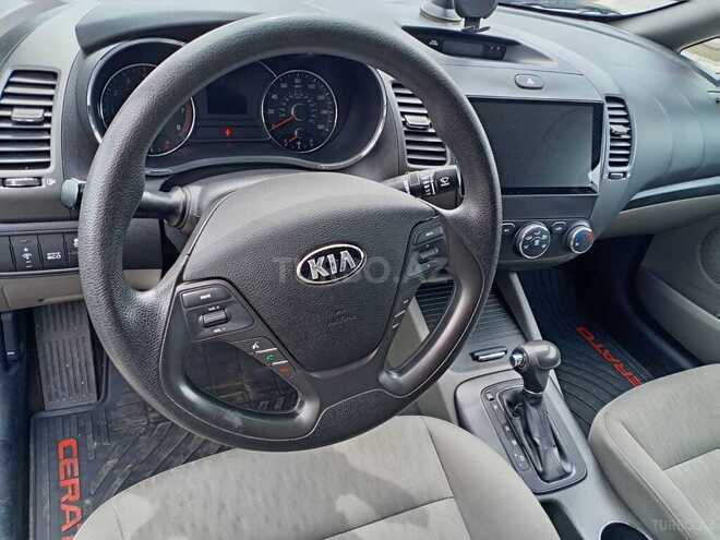 Kia Forte-13