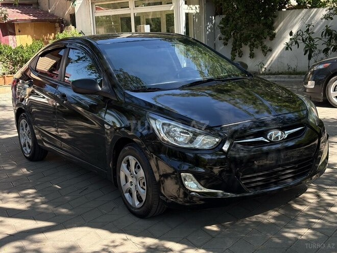 Hyundai Accent 2011, 28,000 km - 1.4 l - Bakı