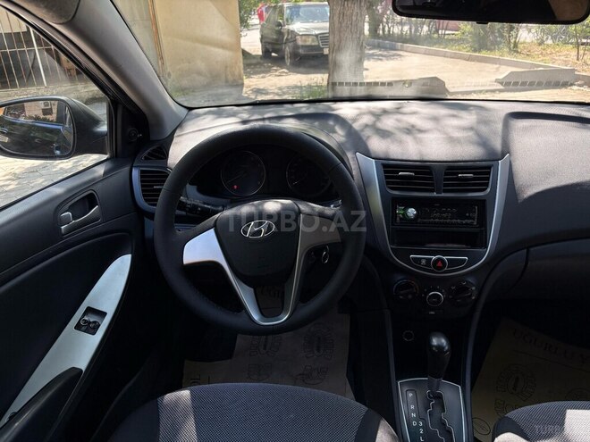 Hyundai Accent 2011, 28,000 km - 1.4 l - Bakı