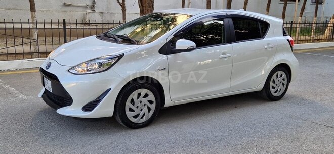 Toyota Aqua 2017, 166,000 km - 1.5 л - Bakı