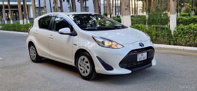 Toyota Aqua 2017, 166,000 km - 1.5 л - Bakı