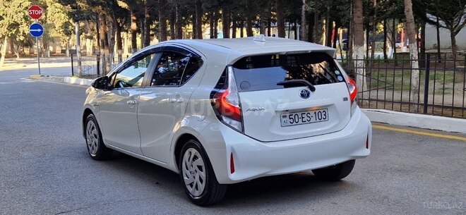 Toyota Aqua 2017, 166,000 km - 1.5 л - Bakı