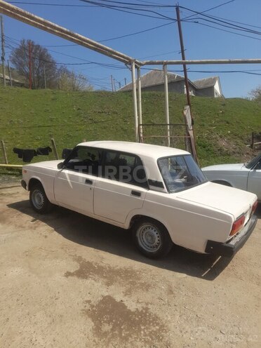 LADA (VAZ) 2107 1993, 92,000 km - 1.6 l - Yardımlı